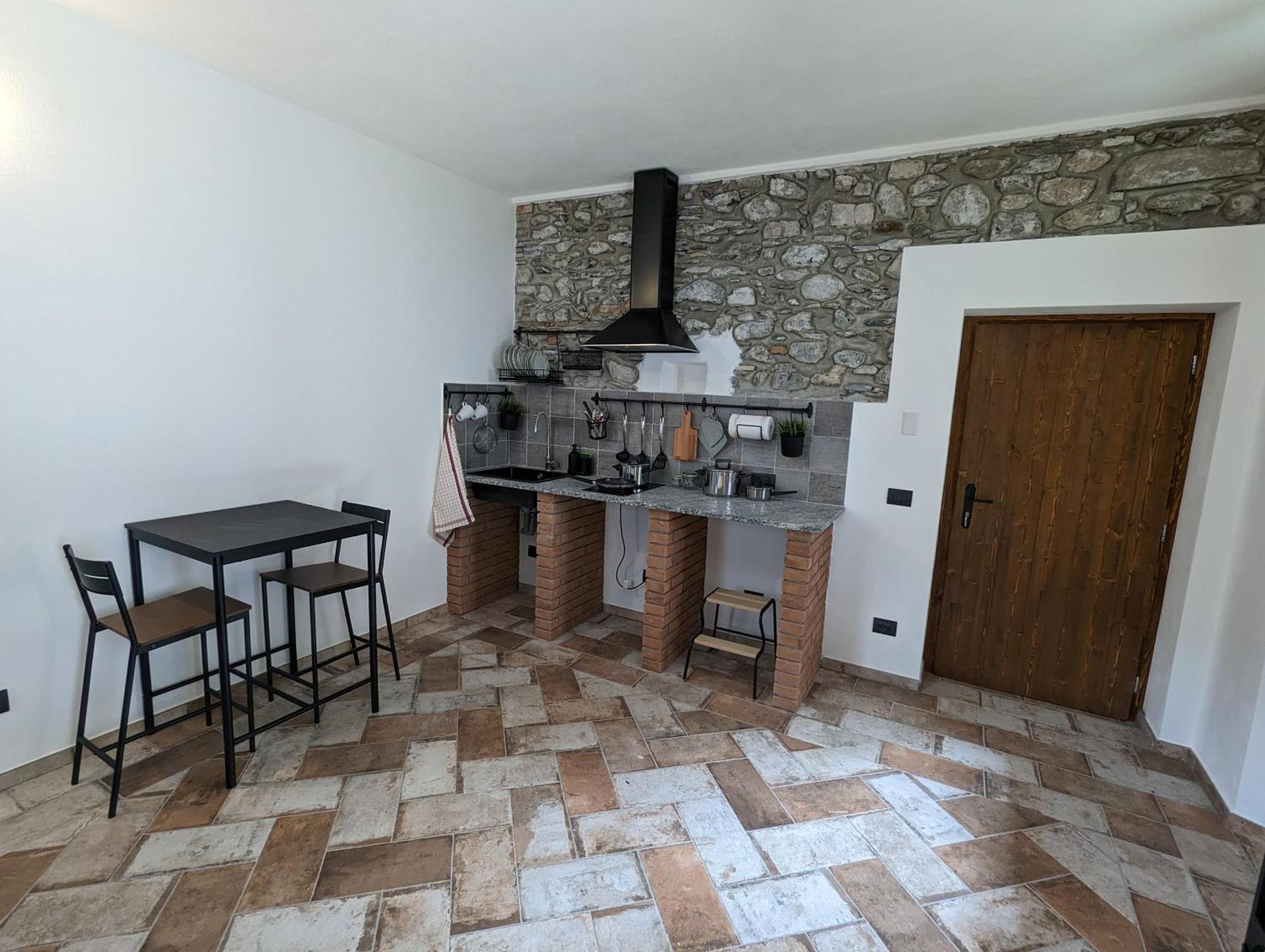 Antica Osteria Apartments دونغو الغرفة الصورة