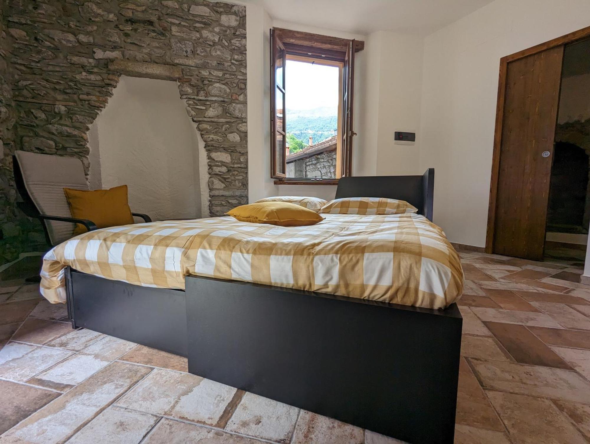 Antica Osteria Apartments دونغو الغرفة الصورة